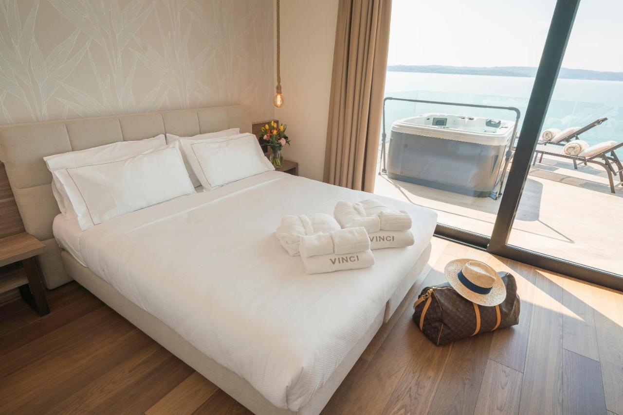 Hotel Vinci Σιρμιόνε Εξωτερικό φωτογραφία